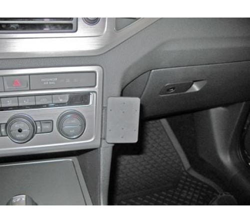Proclip Volkswagen Golf Sportsvan 15-21 Angled mount