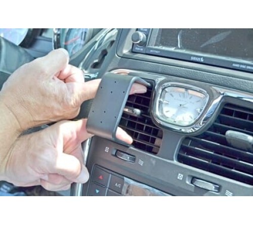 Proclip Lancia Grand Voyager / Voyager 12-16 Center mount