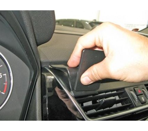 Proclip BMW 2-series Active Tourer (F45) 14-21 Center mount