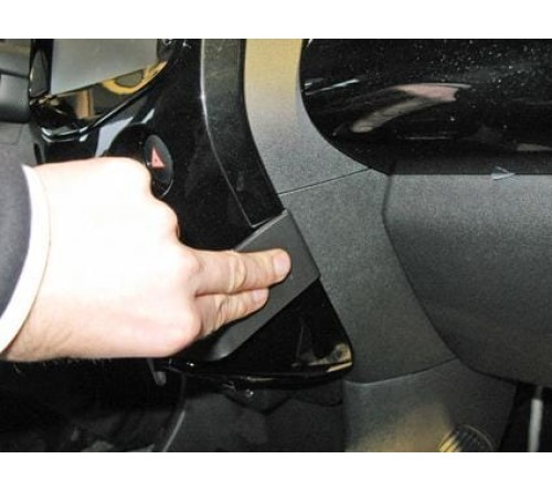 Proclip Peug.108/Cit.C1/Toy.AYGO 14-21 angled  WITH ACC
