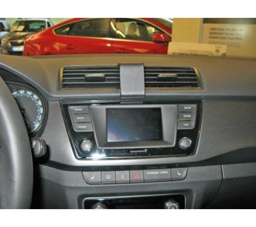 Proclip Skoda Fabia 15-21 Center mount
