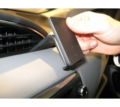 Proclip Toyota Yaris 15-19 Center mount  right