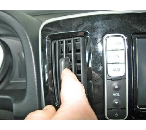 Proclip Nissan NV200 15-23 Center mount