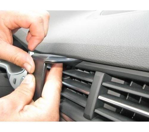 Proclip Audi Q7 16-19 Center mount