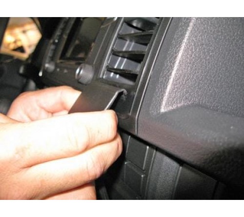 Proclip VW Transporter T6 16-20 Angled Mount