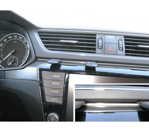 Proclip Skoda Superb 16-19 Center Mount