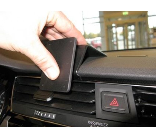 Proclip Volkswagen Touran 16-22 center mount