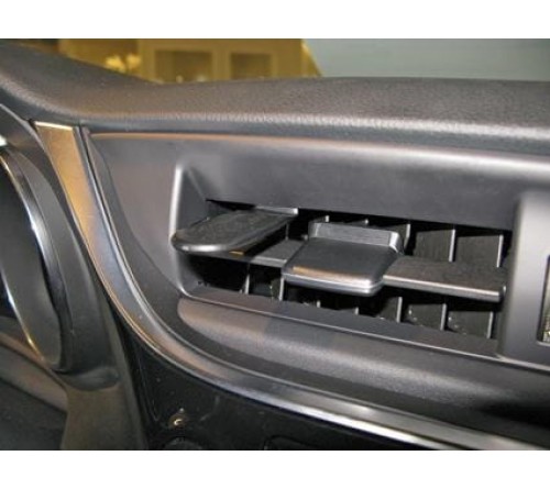 Proclip Toyota Auris 16-19 Center mount