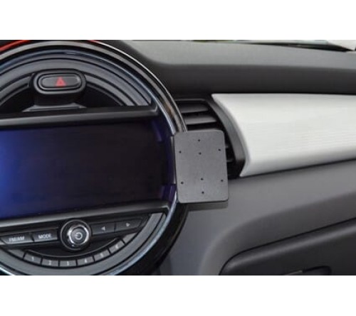Proclip Mini Cooper 2016-angled-ONLY Vis.Boost & Nav.XL 8.8