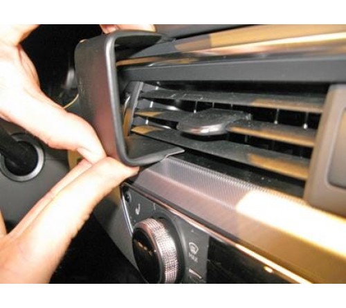 Proclip Audi A4 16-19/ A5 17-19 Center mount