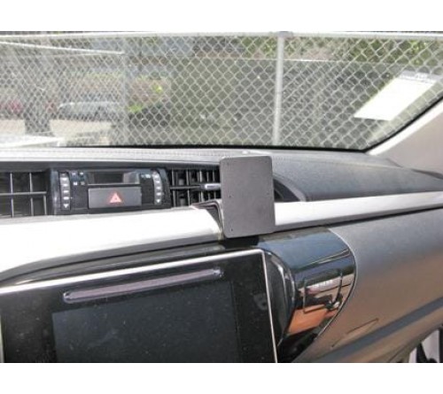 Proclip Toyota HiLux 2016- Angled mount