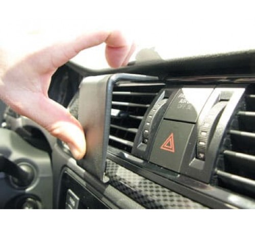 Proclip Skoda Rapid 16-17 Center mount
