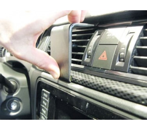 Proclip Skoda Rapid 16-17 Center mount