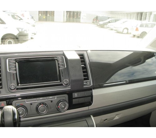 Proclip VW Multivan 16-20 Center mount