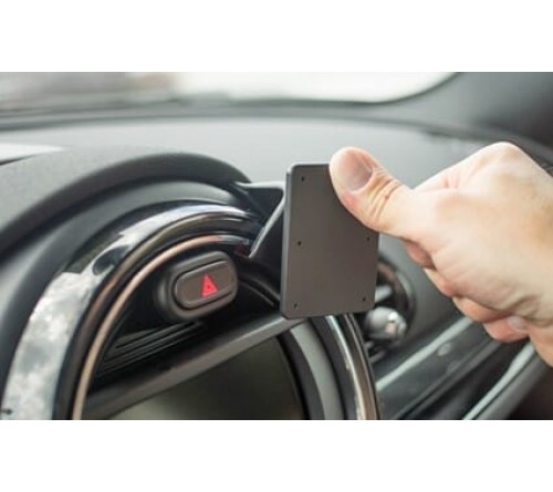 Proclip Mini Cooper Clubman 16-23 center ONLY for 6.5"displ.