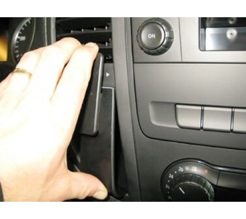 Proclip MB Vito 15-23 Center mount ONLY manual transmission