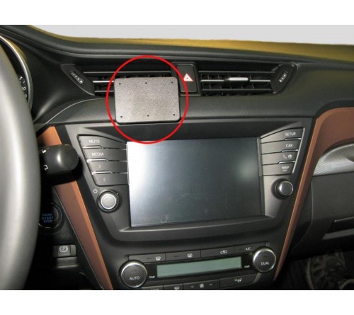 Proclip Toyota Avensis 16-19 Center mount