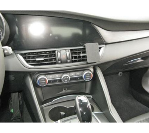 Proclip Alfa Romeo Giulia 17- Center mount
