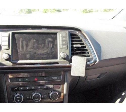 Proclip Seat Ateca 17- Angled mount