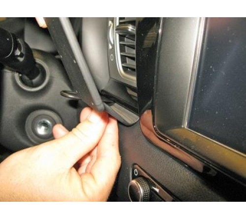 Proclip Kia Niro 17-19 Center mount