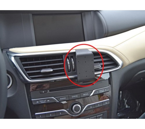 Proclip Infinity QX30 17-19 Center mount