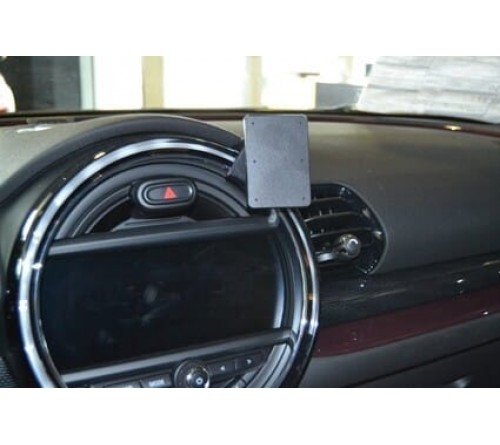 Proclip Mini Cooper Clubman 16-23 Angled (ONLY 8.8"display