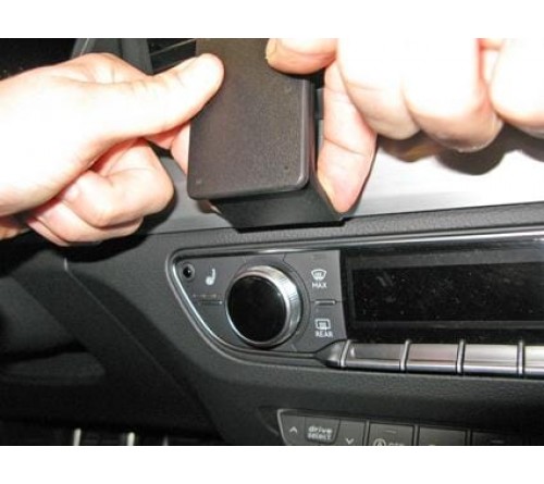 Proclip Audi Q5 17- Center mount