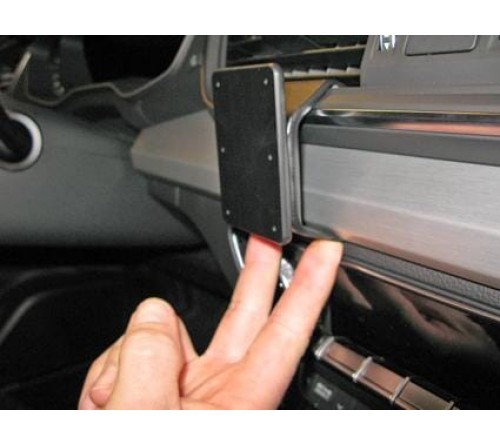 Proclip Audi Q5 17- Center mount