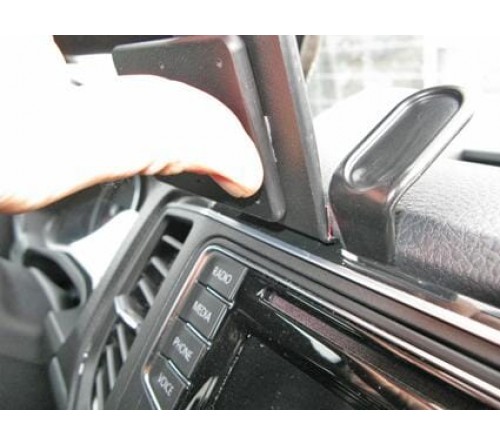 Proclip VW Amarok 17-23 Center mount