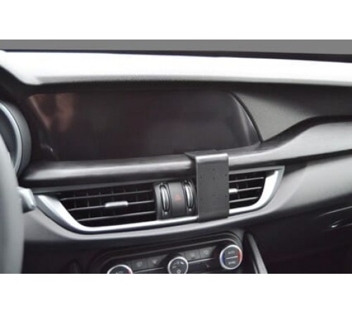 Proclip Alfa Romeo Stelvio 16- Center mount
