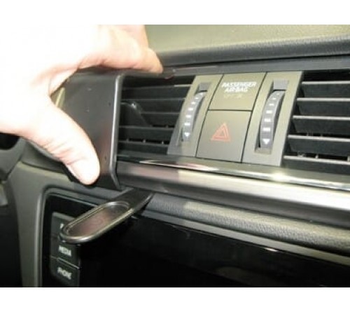 Proclip Skoda Rapid 18-19 Center mount NOT for Cool edition