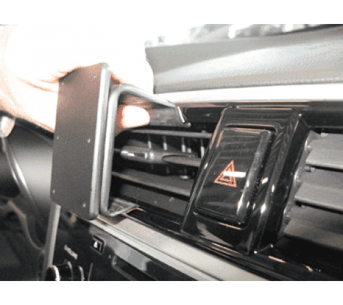 Proclip Subaru Outback 18- Center mount