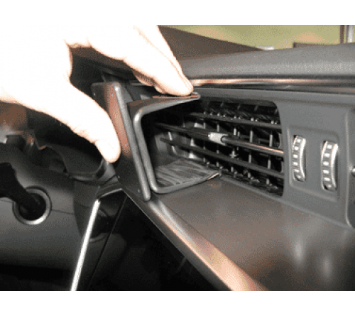 Proclip Audi A6/S6 19- A7 18- Center mount