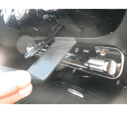 Proclip Mercedes Benz A-Class 18-/CLA 19- Center mount