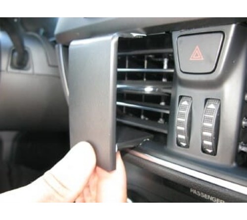 Proclip Ford Focus 19-/Kuga 20- Center mount.