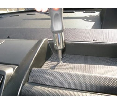 Proclip Iveco Euro Cargo 16-18 Center mount