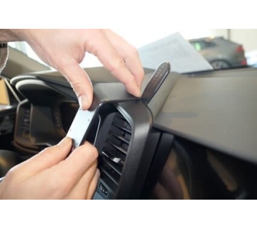 Proclip Audi A1 19- Center mount