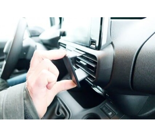 Proclip Citr.Berlingo/Opel Combo/Peu.Partner 19-24 Center