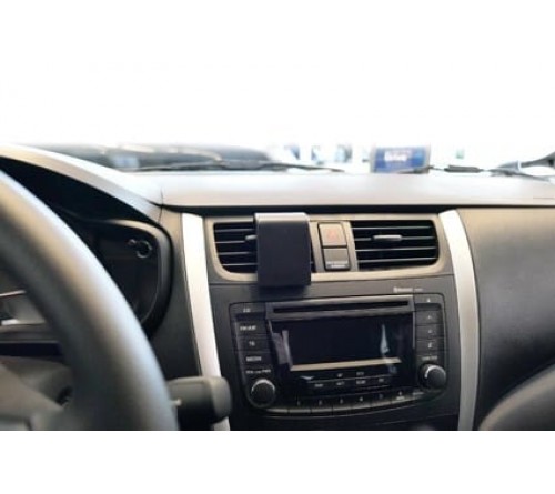 Proclip Suzuki Celerio 15-22 Center mount