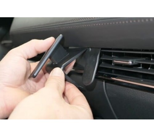 Proclip Mazda 3 19-/ CX-30 20- Center mount
