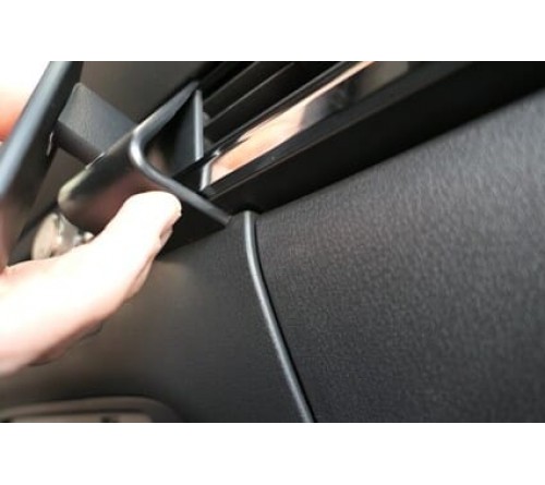 Proclip Mazda 3 19-/ CX-30 20- Center mount