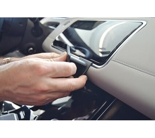 Proclip LR Range Rover Evoque 19-23 Center ONLY tiltable dis