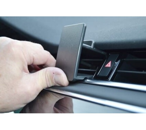 Proclip LR Range Rover Evoque 19-23 Center mount