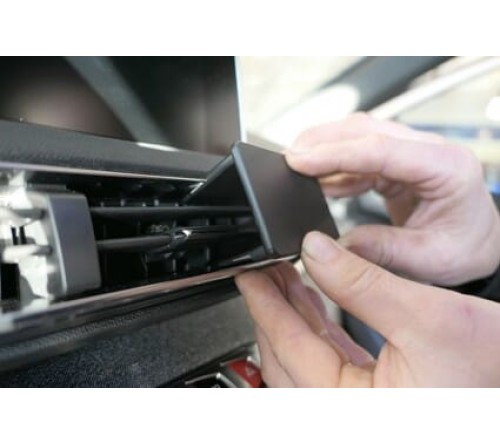 Proclip Peugeot 3008/5008 17-24 Center mount