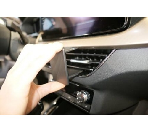 Proclip Skoda Kamiq 20- Center mount