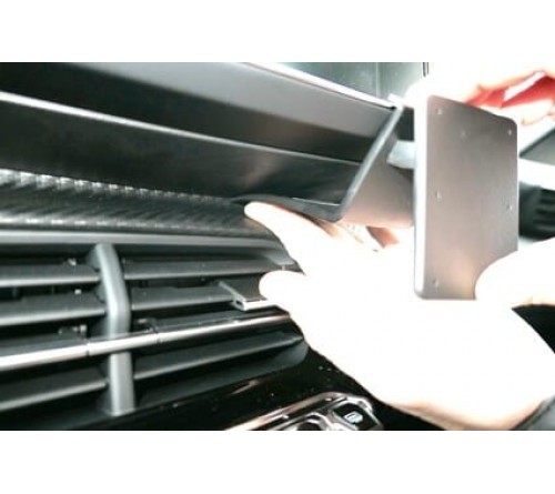 Proclip Peugeot 208/2008 20- Angled mount