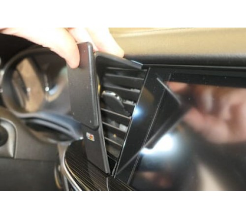 Proclip Opel Insignia B 18-22 Center mount