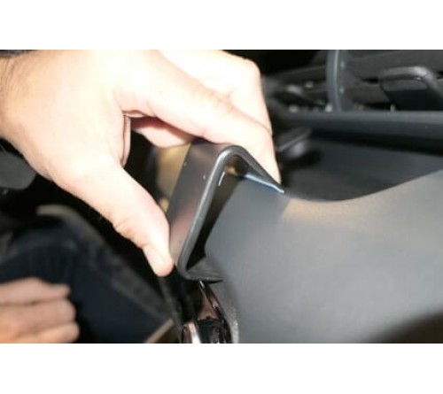 Proclip Toyota Yaris 21-23 Center mount