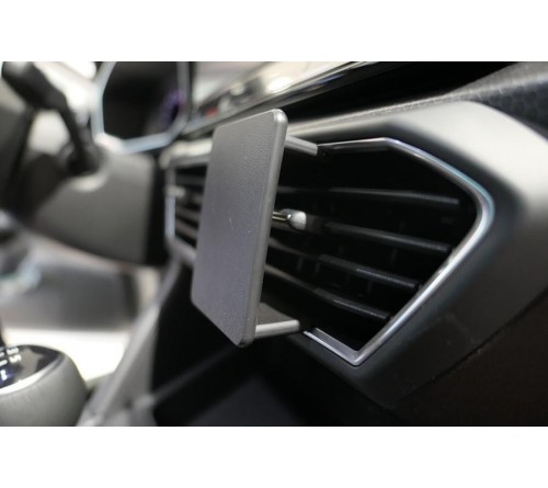 Proclip Seat Leon/Cupra Formentor 21- Center mount