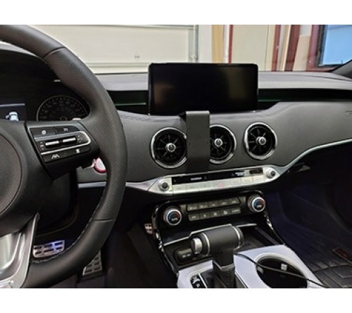 Proclip Kia Stinger 18-23 Center mount